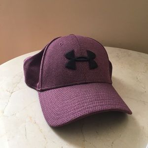 UNDER ARMOUR HAT